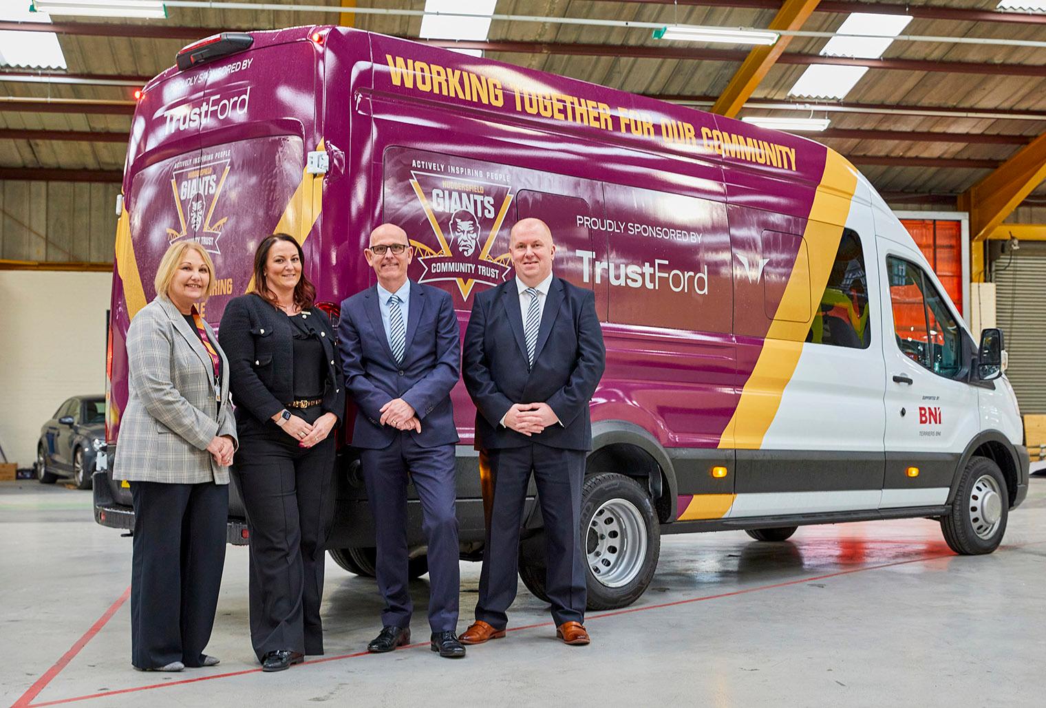 TrustFord donate Minibus to Huddersfield Giants Community Trust