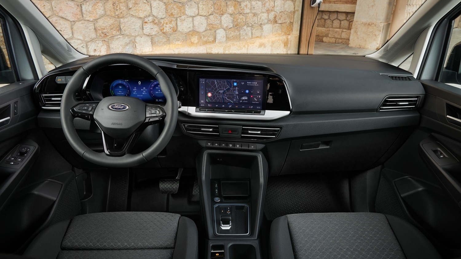 Ford Transit Custom PHEV Banner (S)